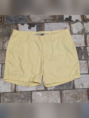 Eddie Bauer Women’s Size 8 Yellow Chino Shorts Outdoor Hiking Casual 8